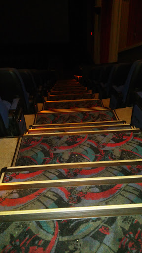 Movie Theater «MJR Southgate Digital Cinema 20», reviews and photos, 15651 Trenton Rd, Southgate, MI 48195, USA