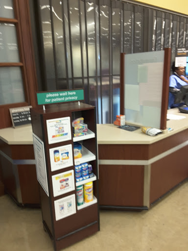 Grocery Store «Safeway», reviews and photos, 10276 Southern Maryland Blvd, Dunkirk, MD 20754, USA