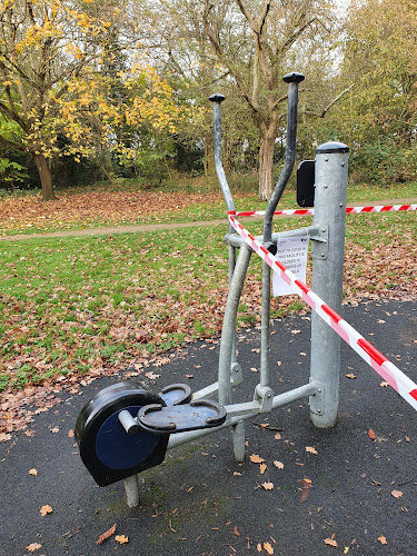 Oxhey Park Outdoor Gym - Watford