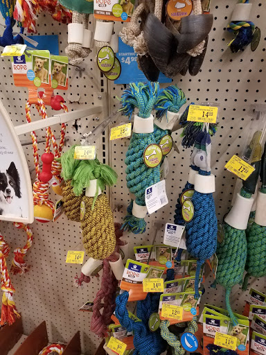 Pet Supply Store «PetSmart», reviews and photos, 248 Westminster Dr, Carlisle, PA 17013, USA
