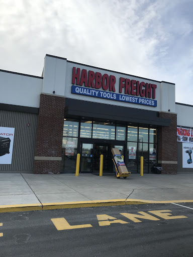 Hardware Store «Harbor Freight Tools», reviews and photos, 246 N West End Blvd, Quakertown, PA 18951, USA