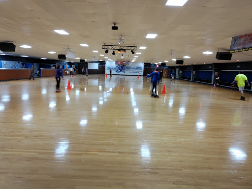 Ice skating classes in Virginia Beach