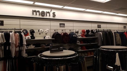 Department Store «Nordstrom Rack Downtown DC», reviews and photos, 1800 L St NW, Washington, DC 20036, USA