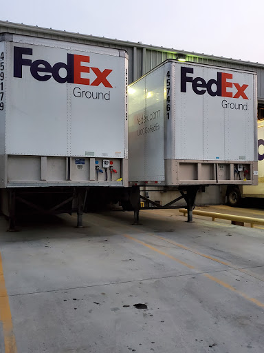 Mailing Service «FedEx Ground», reviews and photos, 30 Plaza Heights Rd, West Lebanon, NH 03784, USA