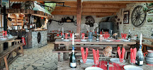 Atmosphère du Restaurant de fruits de mer La Roue Tourne à Saint-Georges-d'Oléron - n°19