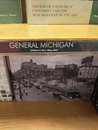 Book Store «Schuler Books & Music», reviews and photos, 1982 W Grand River Ave, Okemos, MI 48864, USA