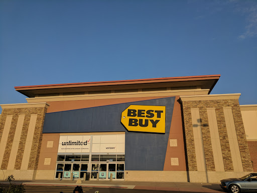 Electronics Store «Best Buy», reviews and photos, 3349 Fairlane Dr, Allen Park, MI 48101, USA