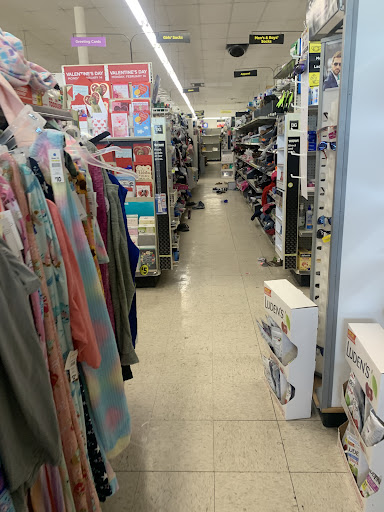 Discount Store «Dollar General», reviews and photos, 5155 S Peoria Ave, Tulsa, OK 74105, USA