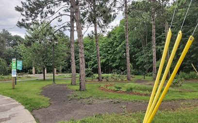 Parc , Jardin de la Roseraie , coin 6iem avenue et ch.du Lac Morgan,Rawdon,Québec,Canada J0K1S0