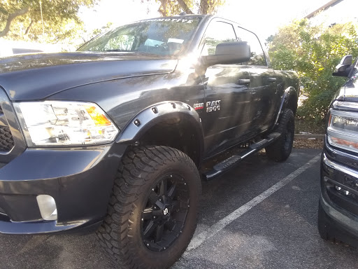 Car Dealer «Gator Chrysler Dodge Jeep», reviews and photos, 840 S Harbor City Blvd, Melbourne, FL 32901, USA