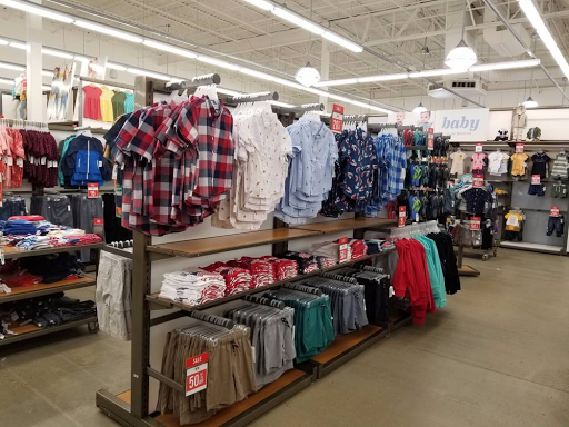 Clothing Store «Old Navy», reviews and photos, 141 Tuckahoe Rd, Sewell, NJ 08080, USA