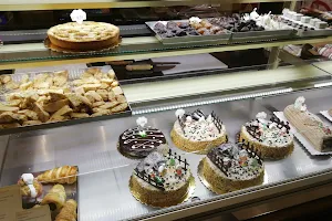 Cennini Pasticceria & Pizzeria image