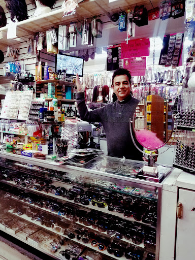 Beauty Supply Store «Crystal Beauty Supply», reviews and photos, 1029 S Edgewood St, Arlington, VA 22204, USA