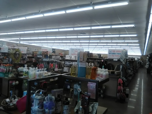 Home Goods Store «Tuesday Morning», reviews and photos, 655 S Mt Juliet Rd, Mt Juliet, TN 37122, USA