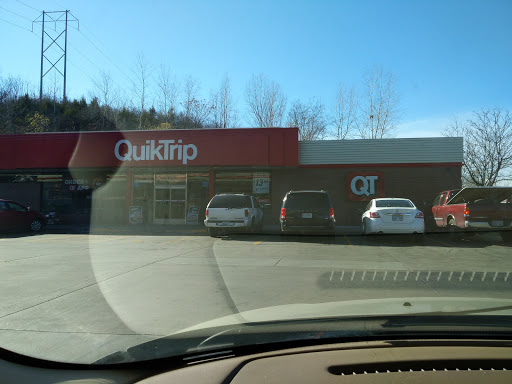 Gas Station «QuikTrip», reviews and photos, 4700 Lamar Ave, Mission, KS 66202, USA