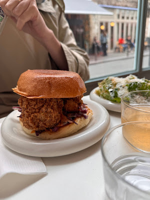 Mannie à Paris