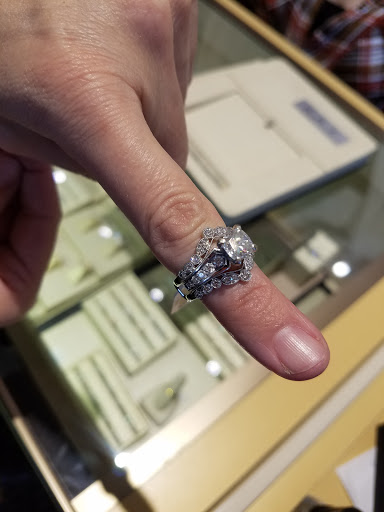 Jewelry Store «Kay Jewelers», reviews and photos, 16435 N Marketplace Blvd, Nampa, ID 83687, USA