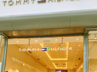 Tommy Hilfiger