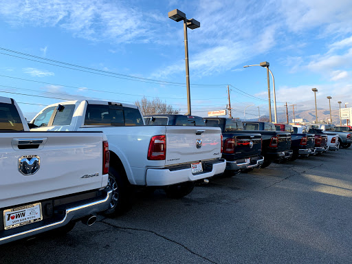 Car Dealer «Town Chrysler Jeep Dodge Ram», reviews and photos, 1001 N Miller St, Wenatchee, WA 98801, USA