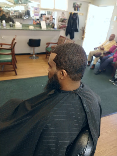 Barber Shop «The Five Star Barbershop», reviews and photos, 207 Long Ln, Upper Darby, PA 19082, USA