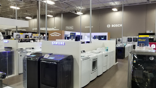 Electronics Store «Best Buy», reviews and photos, 2288 E Williams Field Rd, Gilbert, AZ 85295, USA