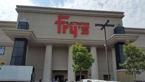 Electronics Store «Frys Electronics», reviews and photos