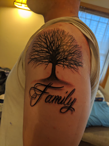 Tattoo Shop «Anchors End Tattoo Hudson», reviews and photos, 431 2nd St, Hudson, WI 54016, USA