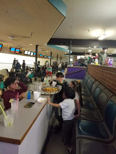 Bowling Alley «Westside Lanes», reviews and photos, 2010 Harrison Ave NW, Olympia, WA 98502, USA