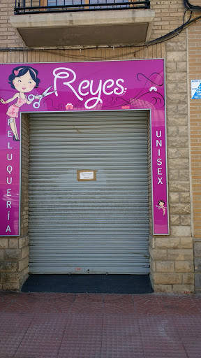Peluquería Reyes en laPueblade Alfindén, Zaragoza