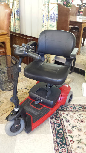 Consignment Shop «Classic Treasures Furniture Consignment», reviews and photos, 2659 Durham-Chapel Hill Blvd, Durham, NC 27707, USA