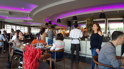 Skyfire Restaurant & Bar - Akdeniz, Alsancak Mahallesi, Gazi Osman Paşa Blv. No:16, 35210 Konak, Türkiye