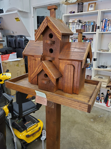 Thrift Store «Secondhand Affordables Thrift store», reviews and photos, 14011 Pacific Ave S, Tacoma, WA 98444, USA