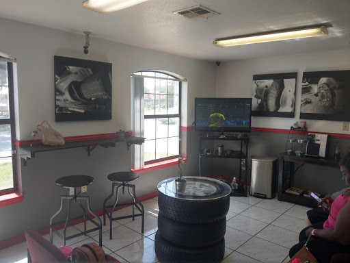 Auto Repair Shop «C & G Auto Center», reviews and photos, 4155 W Oak Ridge Rd, Orlando, FL 32809, USA