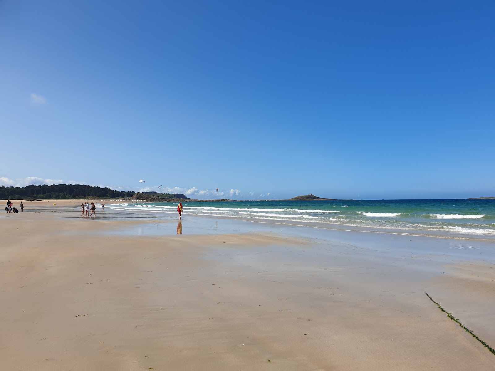 Foto de Plage des Montier y el asentamiento