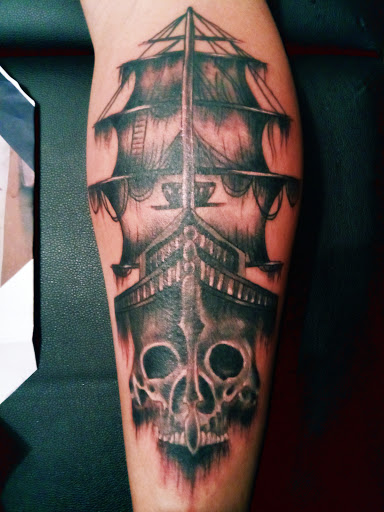 Tattoo Shop «Xtreme Piercing & Tattoo Shop», reviews and photos, 6301 NW Loop 410, San Antonio, TX 78238, USA