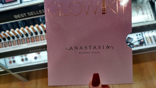 Hair Salon «Ulta Beauty», reviews and photos, 641 E Boughton Rd #100, Bolingbrook, IL 60440, USA