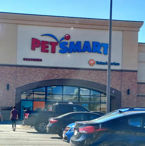 Pet Supply Store «PetSmart», reviews and photos, 7903 Towne Center Pkwy, Papillion, NE 68046, USA
