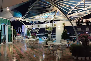 Ninh Kieu Sky Bar image