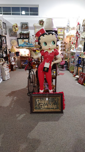 Antique Store «Days Of Olde Antiques & Collectibles At Galloway», reviews and photos, 110 S New York Rd, Galloway, NJ 08205, USA