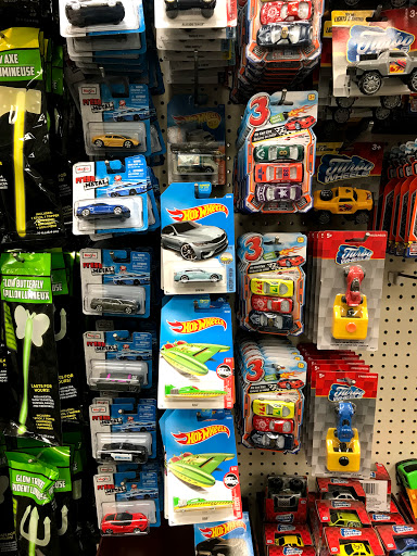 Dollar Store «Dollar Tree», reviews and photos, 10600 France Ave S, Bloomington, MN 55431, USA