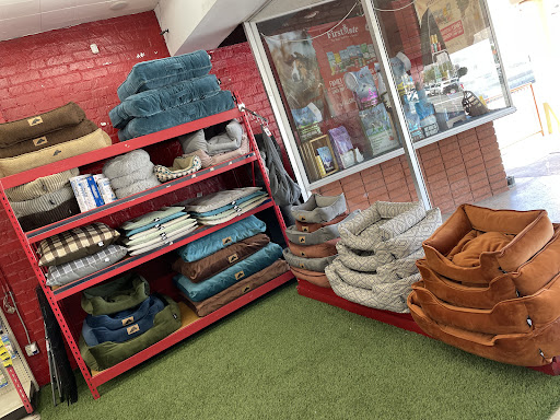 Pet Supply Store «Red Barn Feed Also», reviews and photos, 10142 Balboa Blvd, Granada Hills, CA 91344, USA