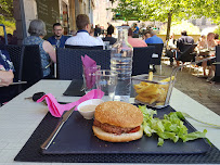 Hamburger du Restaurant français Restaurant La Cave à Eymoutiers - n°6