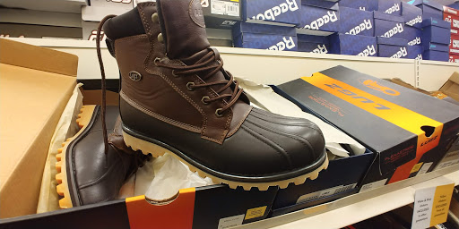 Stores to buy women's black boots Indianapolis