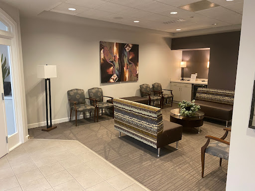 801 W 47th St #408, Kansas City, MO 64112, USA