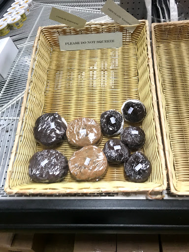 Gourmet Grocery Store «Blue Goose Fruit Market & Bakery», reviews and photos, 557 E Main St, Hancock, MD 21750, USA