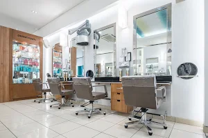 Peter Mark Hairdressers Nutgrove image