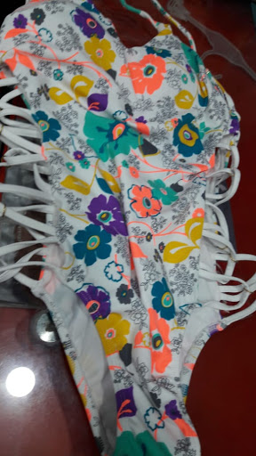 Stores to buy women's underwear Piura