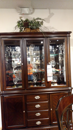 Furniture Store «Gardner-White Furniture», reviews and photos, 45300 Hayes Rd, Macomb, MI 48044, USA