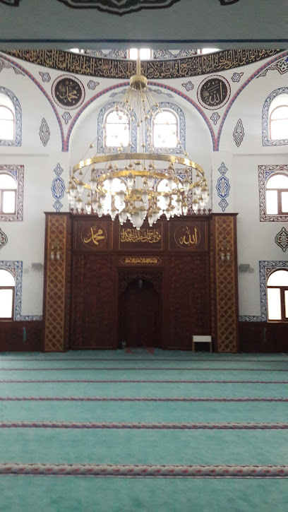 Güneşli Muradiye Camii