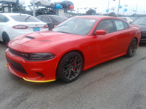 Car Dealer «Yaklin Chrysler Dodge Jeep RAM», reviews and photos, 1550 W Kingsbury St, Seguin, TX 78155, USA